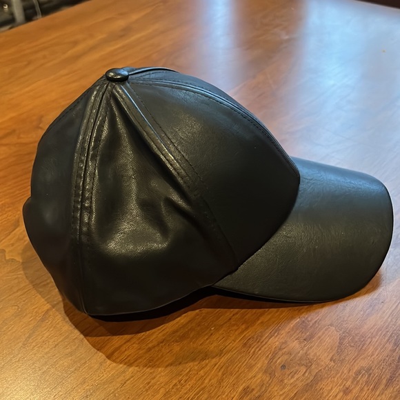 Pleather Ballcap - Picture 3 of 4